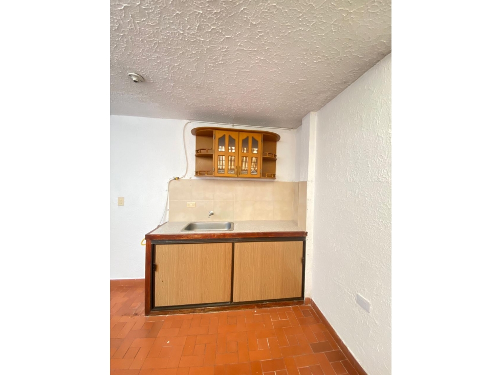 SE ARRIENDA APARTAMENTO SEGUNDO PISO BARRIO ENTRE RIOS TULUÁ VALLE. - 3