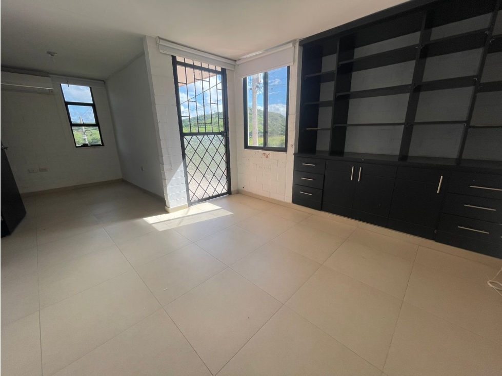 VENTA CASA BARRIO ALTOS DE LA COLINA UNIFAMILIAR, ESQUINERA TULUÁ. — foto 2