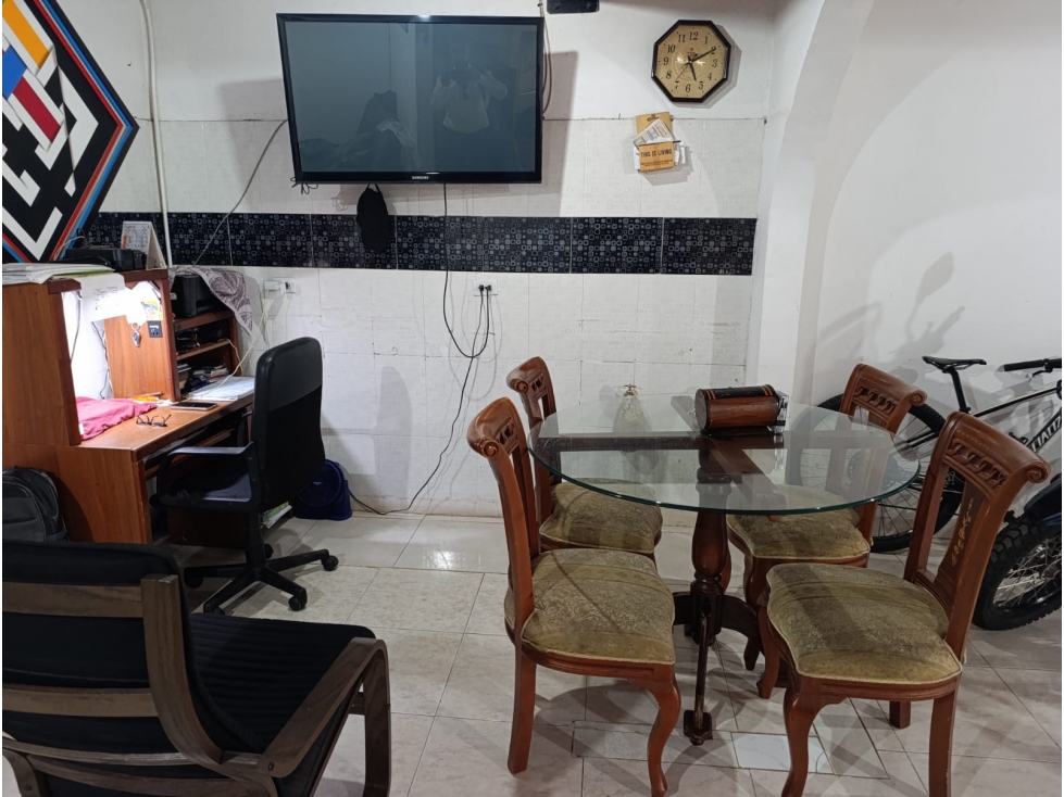 SE VENDE CASA DOS PLANTAS UNIFAMILIAR CON TERRAZA URB. PEÑARANDA — foto 2