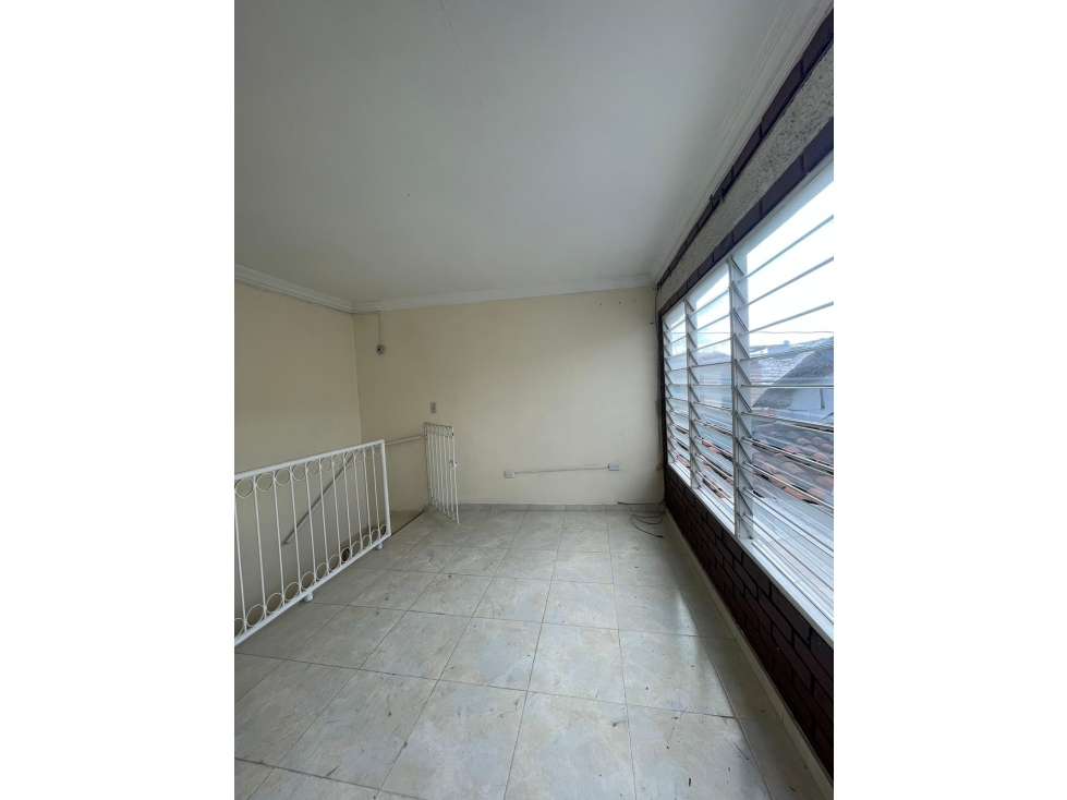 SE VENDE APARTAMENTO SEGUNDO PISO BARRIO SALESIANO TULUA VALLE. - 3
