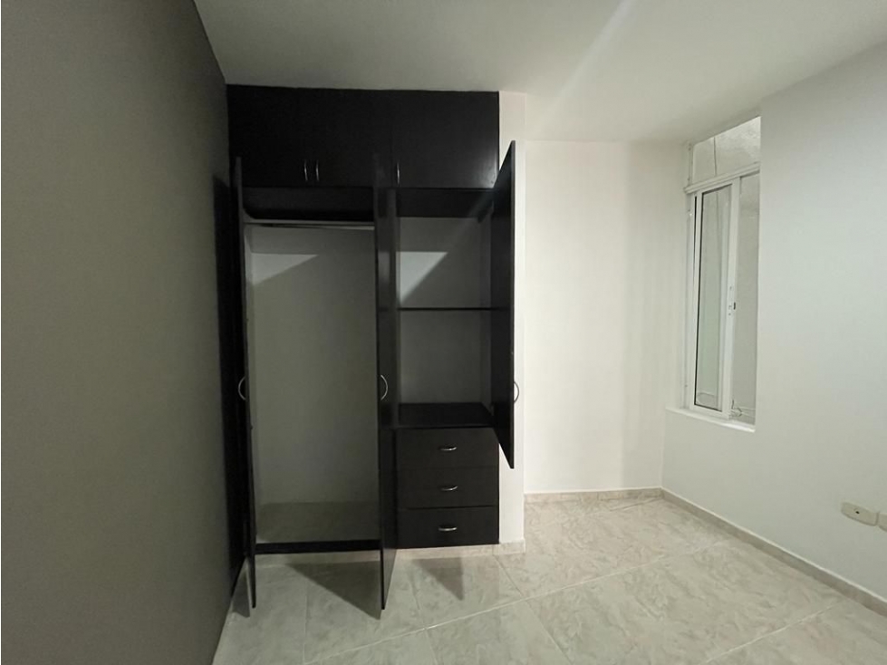 SE VENDE CASA BIFAMILIAR BARRIO LOMITAS TULUÁ