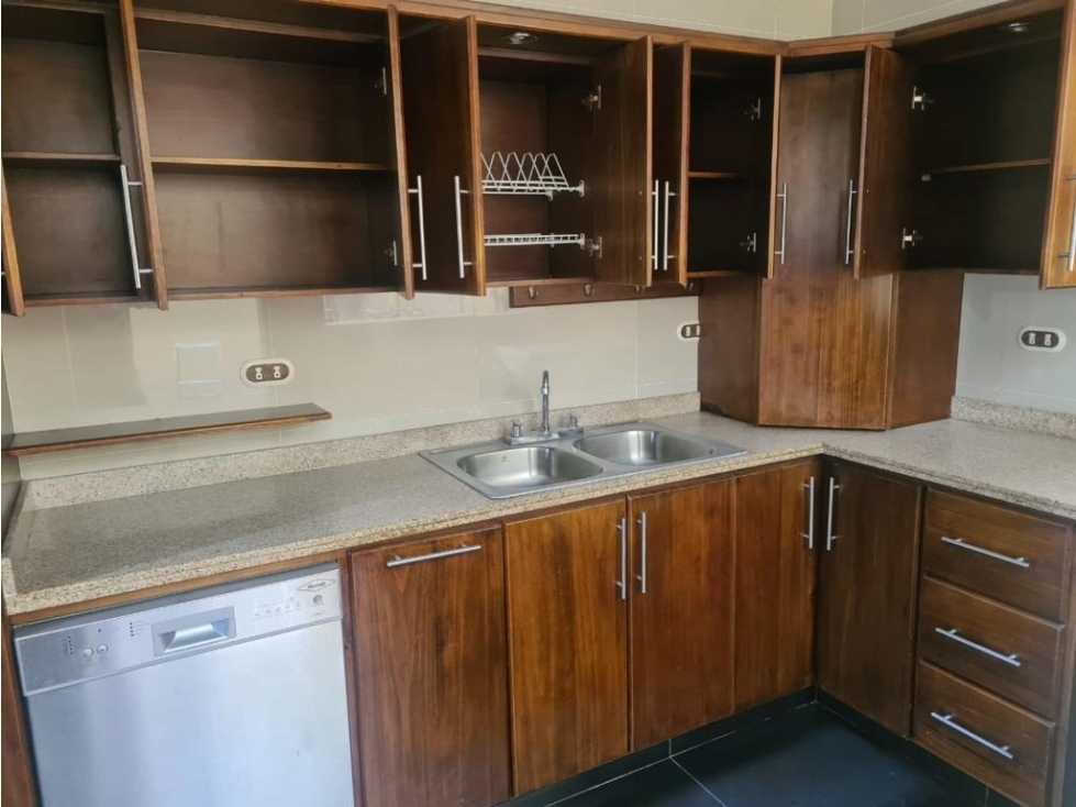 SE VENDE CASA UNIFAMILIAR BARRIO SAJONIA TULUÁ VALLE. — foto 2