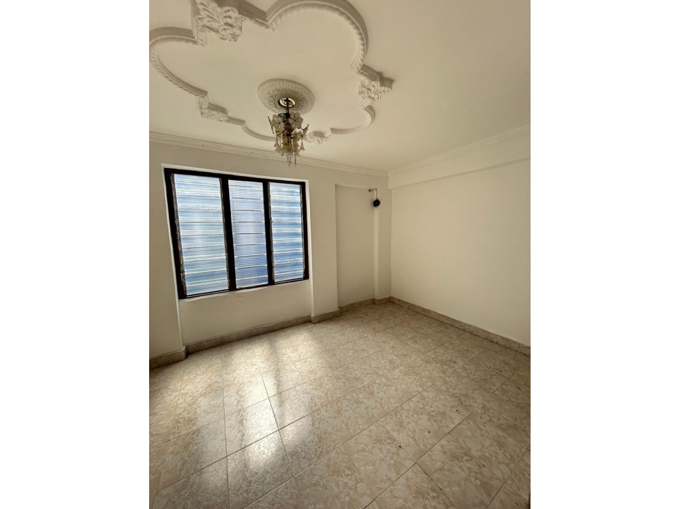 SE VENDE APARTAMENTO UNIFAMILIAR EN CONJUNTO RESIDENCIAL LUSITANIA