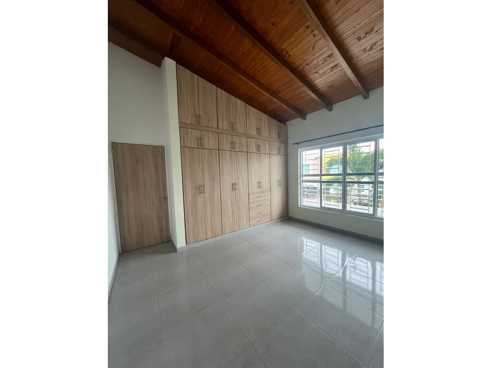 SE VENDE CASA UNIFAMILIAR BARRIO VILLA CAMPESTRE TULUÁ VALLE.