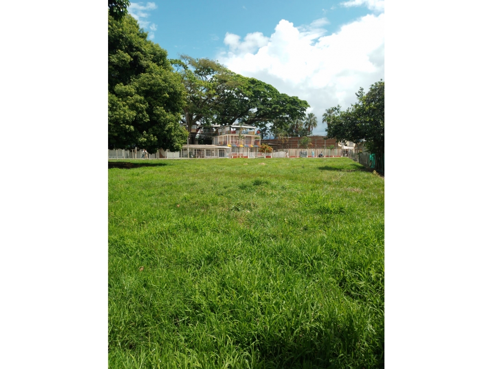 SE VENDE LOTE EN AGUACLARA EN TULUÁ SOBRE VIA PRINCIPAL - 1