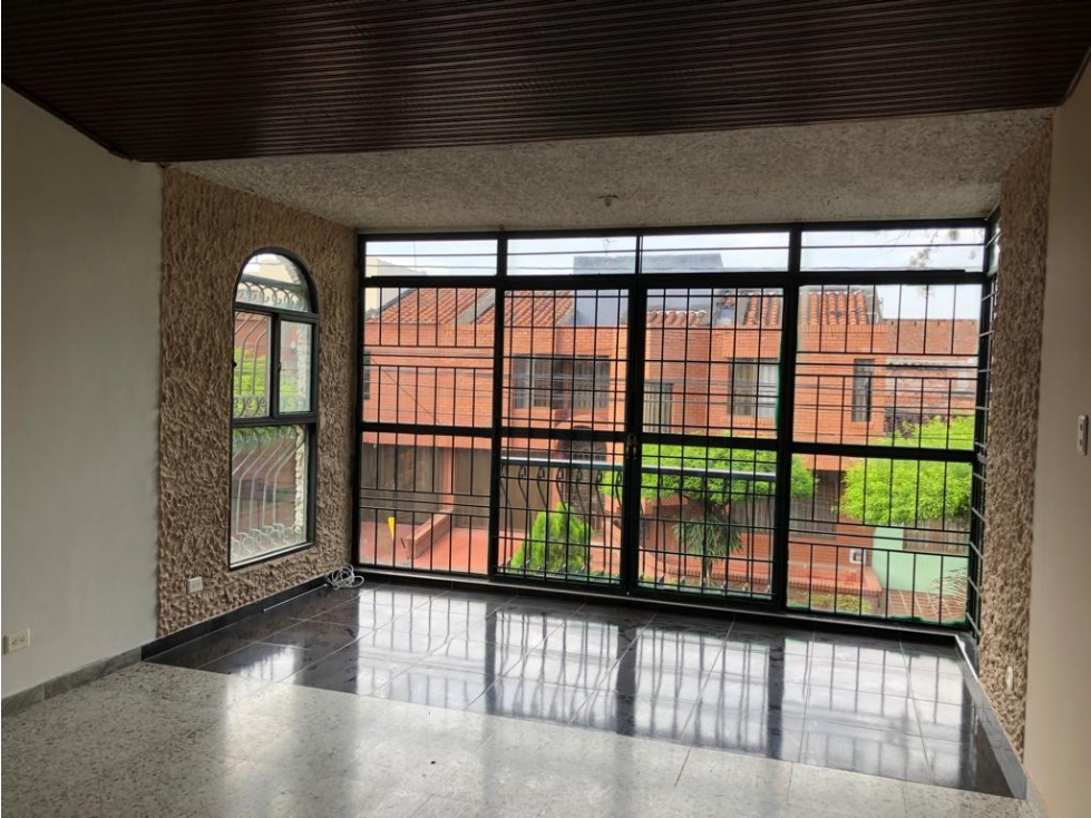 SE VENDE CASA UNIFAMILIAR BARRIO SAJONIA TULUÁ VALLE. — foto 3