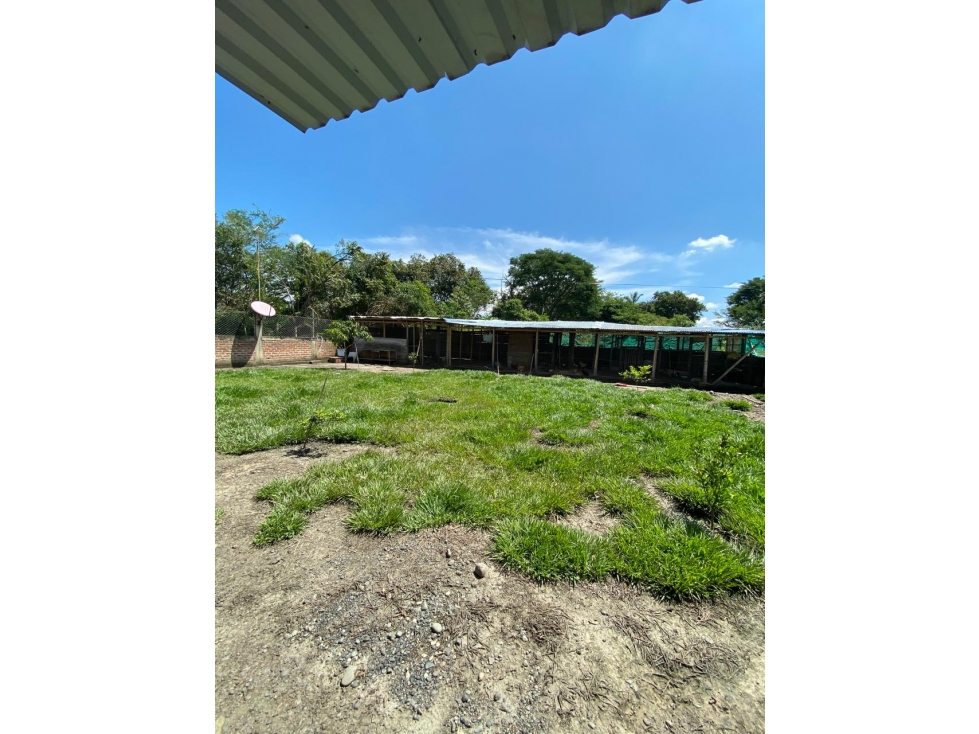 SE VENDE CASA DE CAMPO EN LA FLORESTA 1 DE ANDALUCÍA VALLE - 2