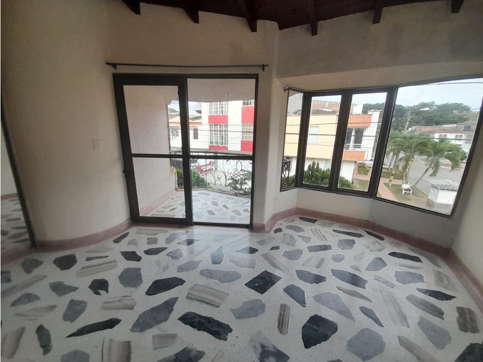 SE VENDE CASA BARRIO NUEVO PRINCIPE EN TULUÁ VALLE.