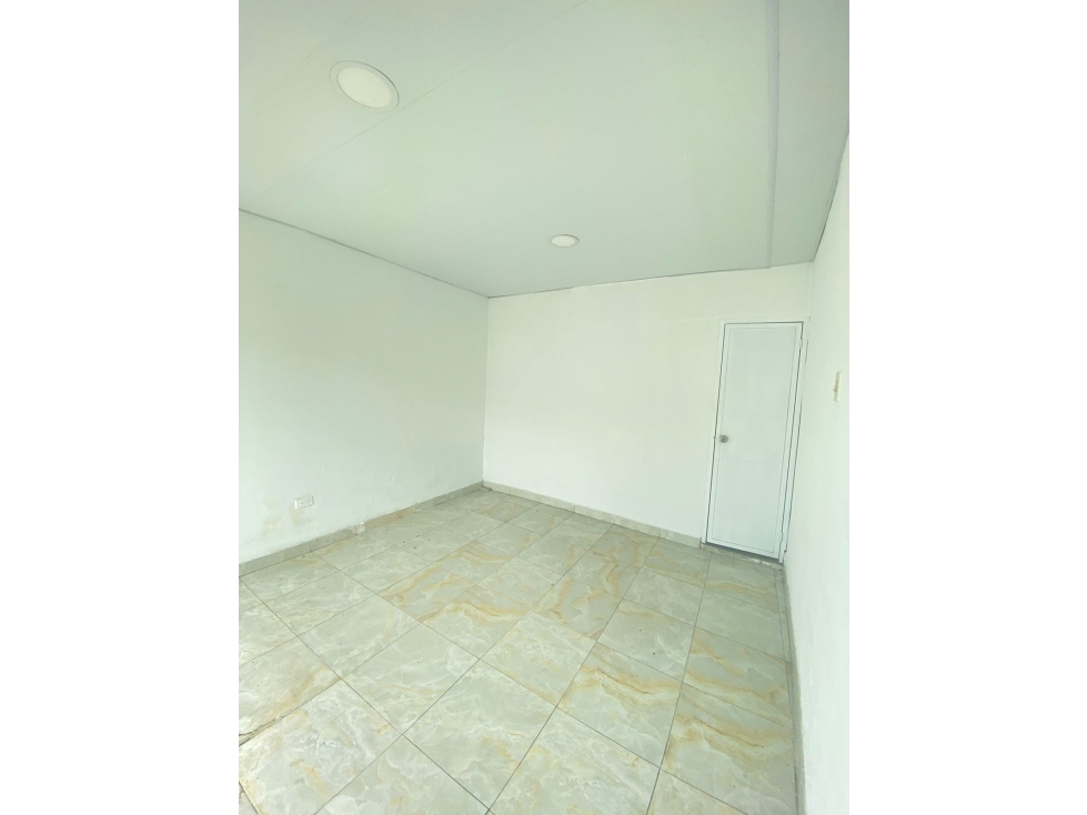 SE ARRIENDA LOCAL COMERCIAL BARRIO SALESIANO TULUÁ VALLE - 2