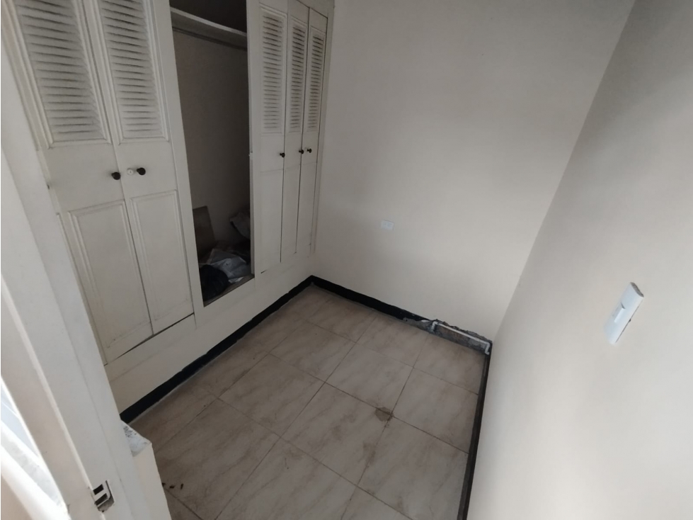 VENTA CASA BIFAMILIAR ANDALUCIA BARRIO RICAUTE - 5