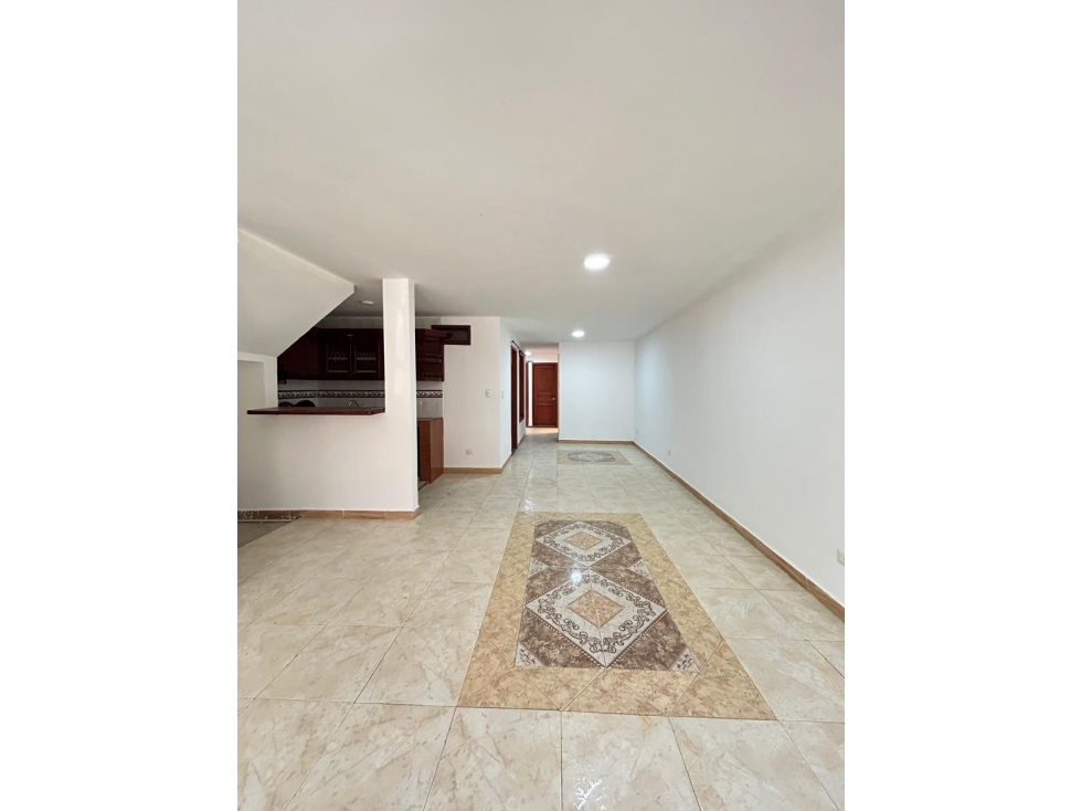 SE VENDE CASA PRIMER PISO BARRIO GUAYACANES TULUÁ - VALLE — foto 2