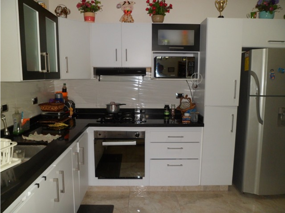 SE VENDE CASA MULTIRENTA EN EL BARRIO NUEVO PRINCIPE TULUÁ VALLE. — foto 2