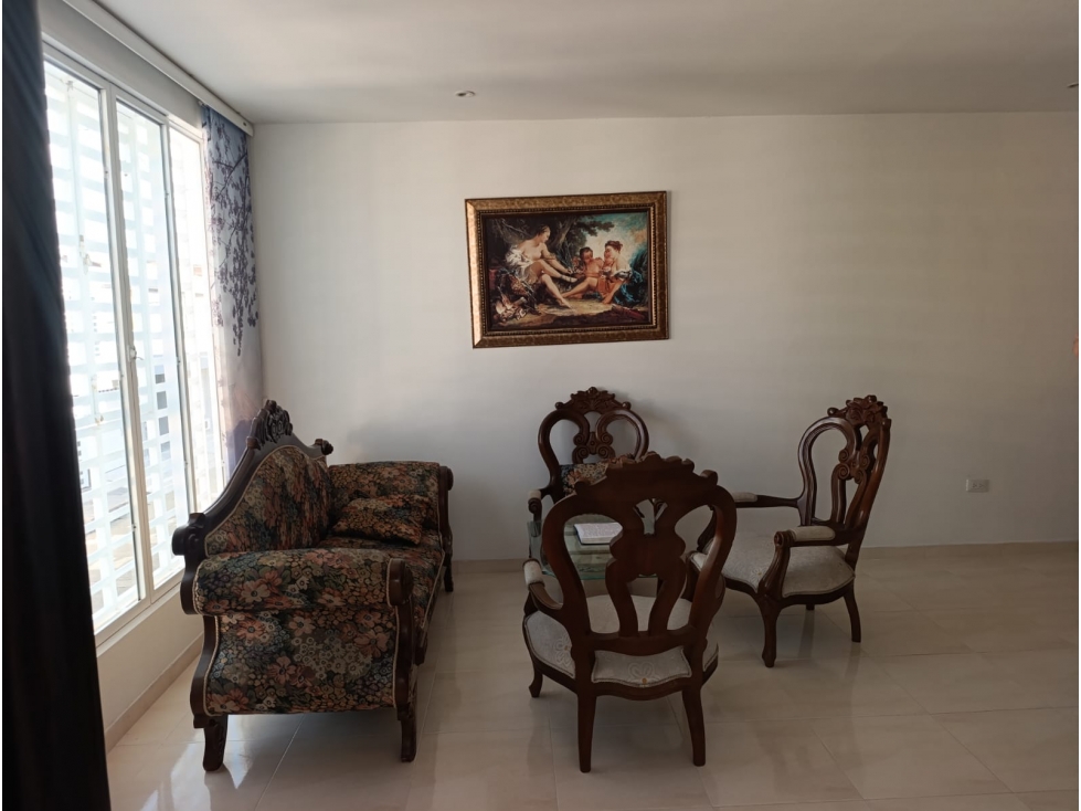 SE VENDE CASA BIFAMILIAR CON TERRAZA CUBIERTA EN EL BARRIO PRINCIPE — foto 3