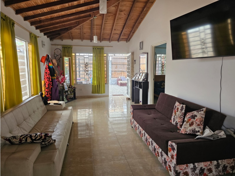 SE VENDE CASA URBANIZACIÓN MARIA CLARA NARIÑO VALLE — foto 4