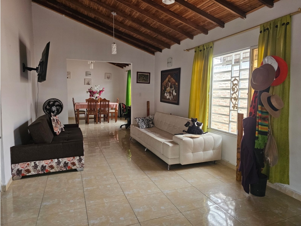 SE VENDE CASA URBANIZACIÓN MARIA CLARA NARIÑO VALLE — foto 2