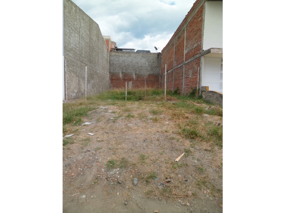SE VENDE LOTE EN EL BARRIO VILLA CAMPESTRE TULUÁ VALLE. - 3