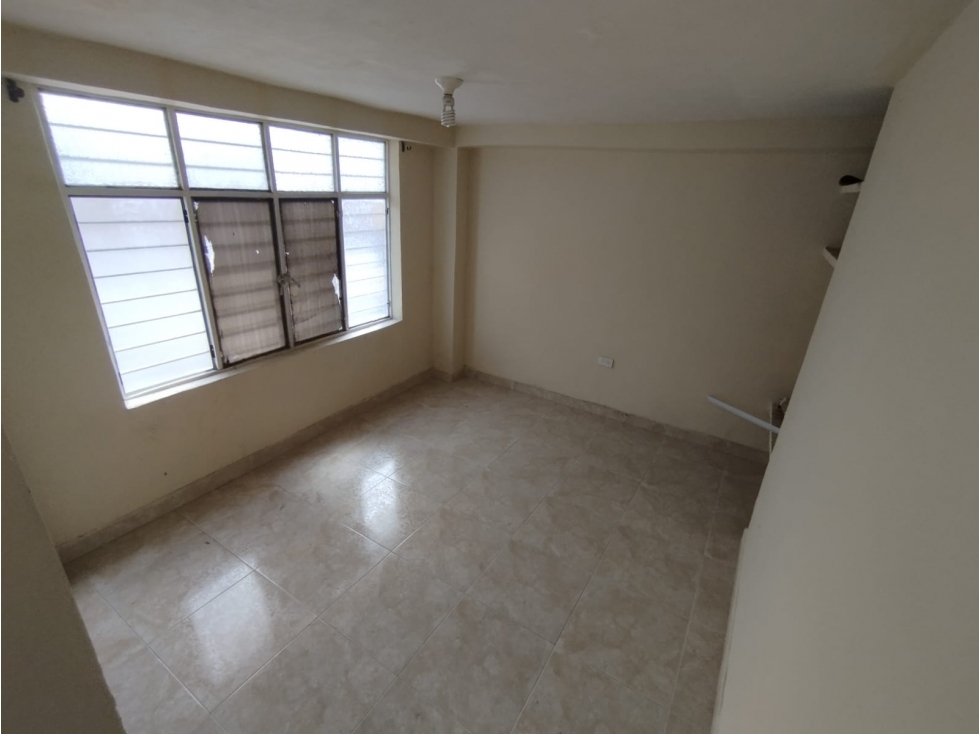 VENTA CASA BIFAMILIAR ANDALUCIA BARRIO RICAUTE - 6