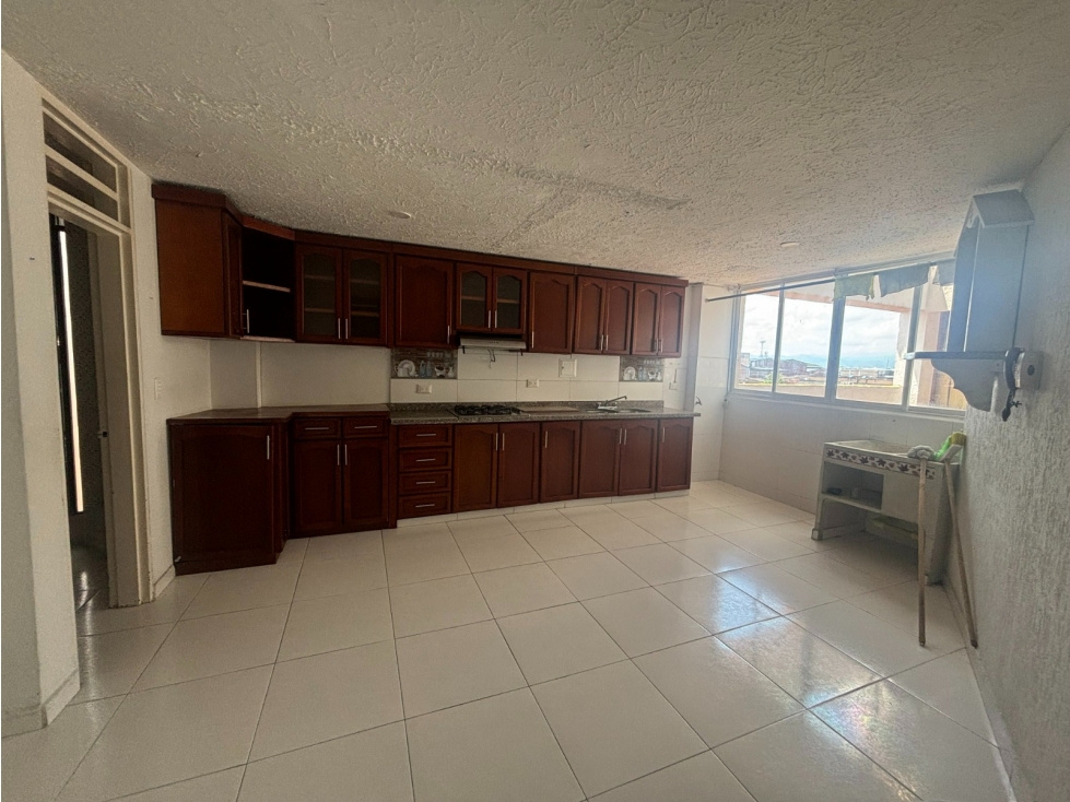 SE VENDE APARTAMENTO EDIFICIO OCTAVIO MONTOYA EN EL CENTRO - 2