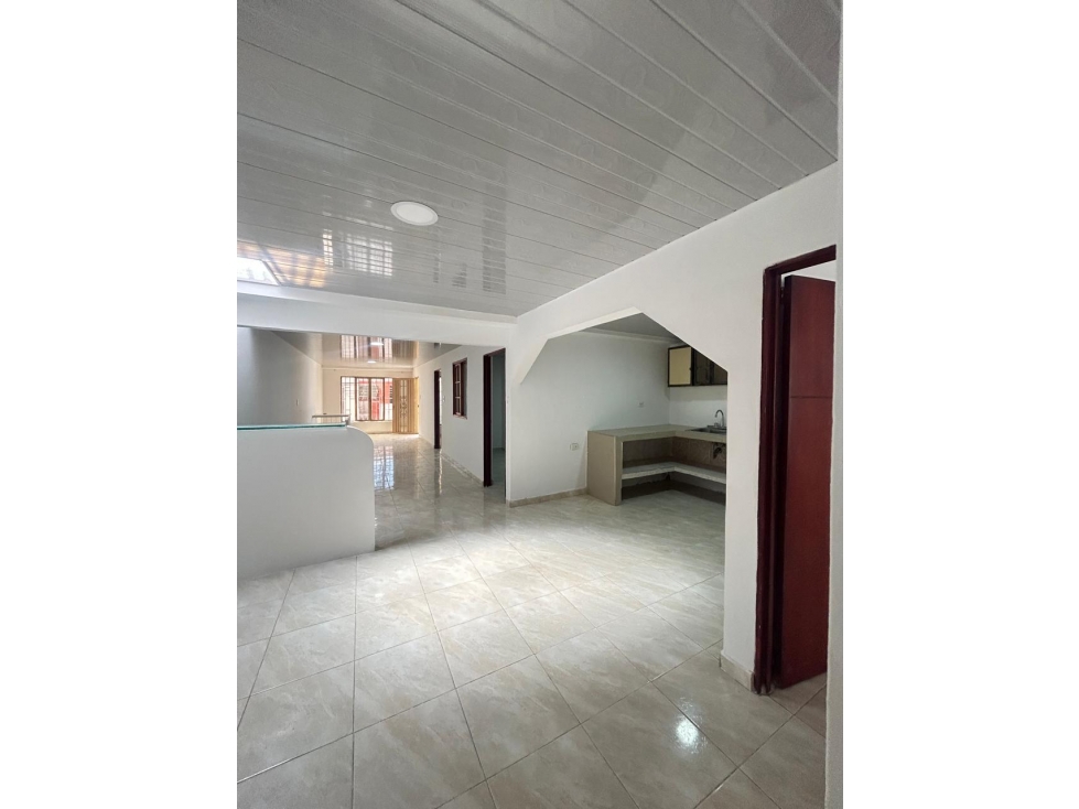 SE ARRIENDA CASA SEGUNDO PISO BARRIO VILLA DEL SUR TULU - 2
