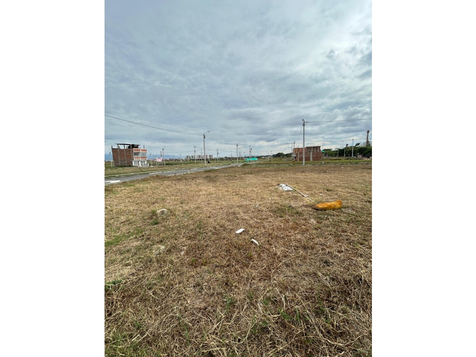SE VENDE LOTE ESQUINERO EN LA URBANIZACIÓN VILLA CÉSPEDES TULUÁ V. - 3