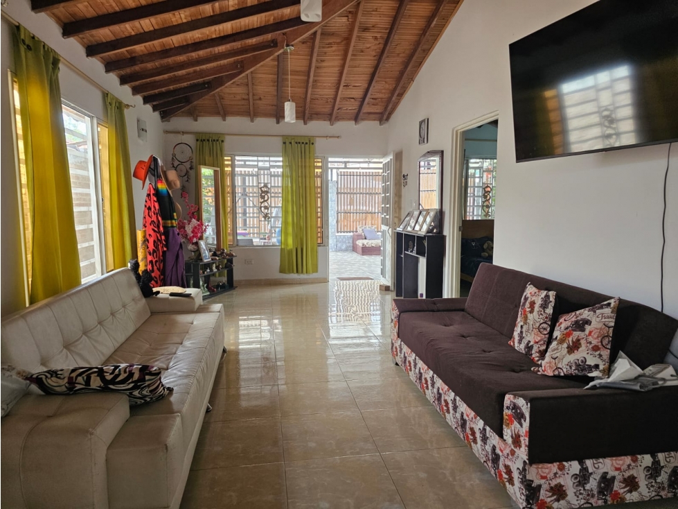 SE VENDE CASA URBANIZACIÓN MARIA CLARA NARIÑO VALLE — foto 3