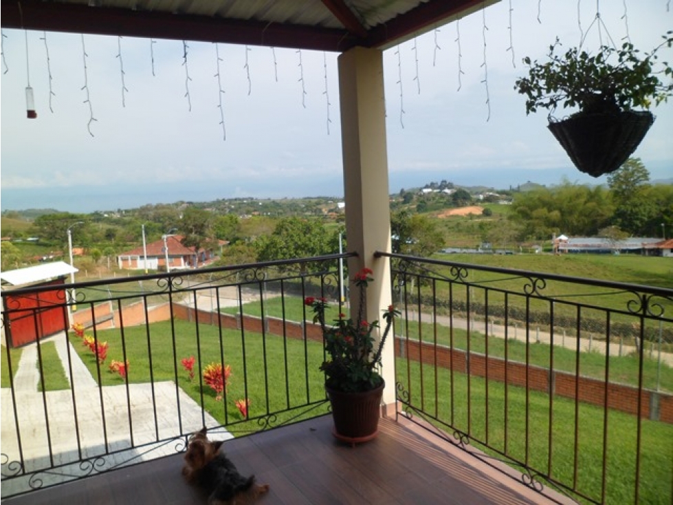 SE VENDE CASA CAMPESTRE EN LA IBERIA VALLE - 2