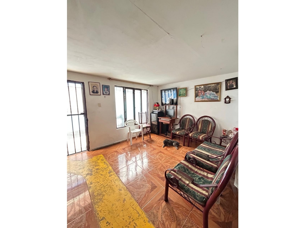 SE VENDE CASA DE UN PISO BARRIO FARFAN TULUÁ VALLE — foto 2