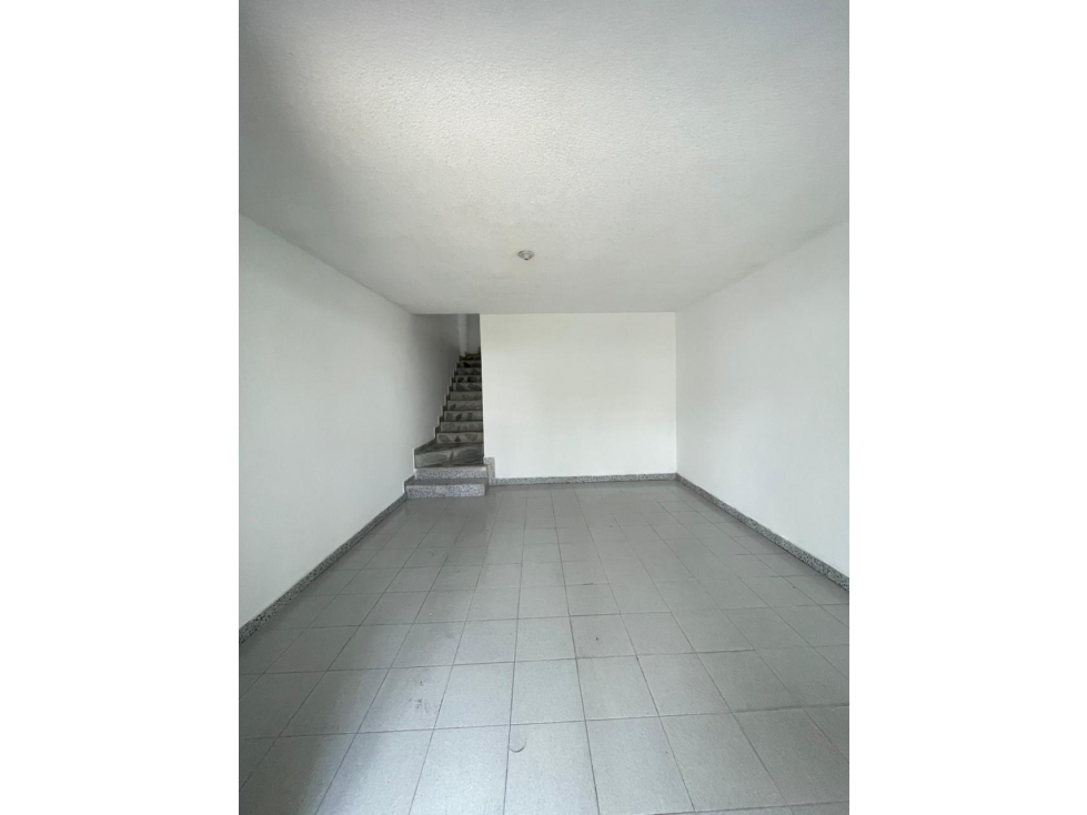 VENTA CASA BIFAMILIAR ALVERNIA TULUÁ