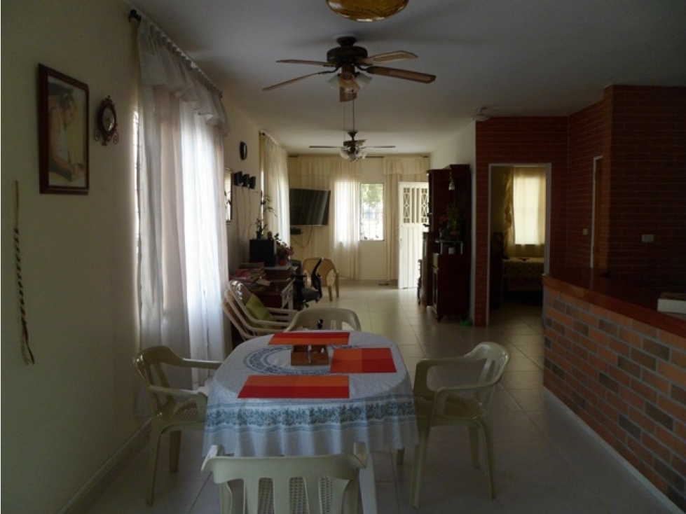 VENTA CASA ESQUINERA DOS PISOS . PRADOS DEL NORTE EN TULUÁ. — foto 5