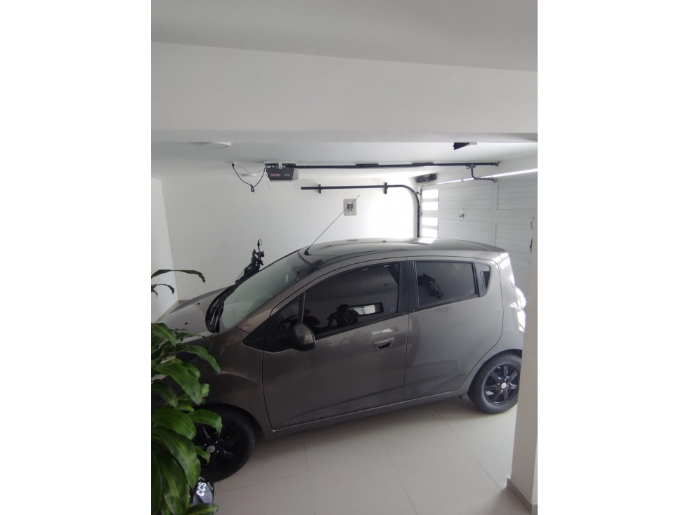 SE VENDE CASA DE DOS PISOS BARRIO ALVERNIA EN TULUÁ. — foto 5
