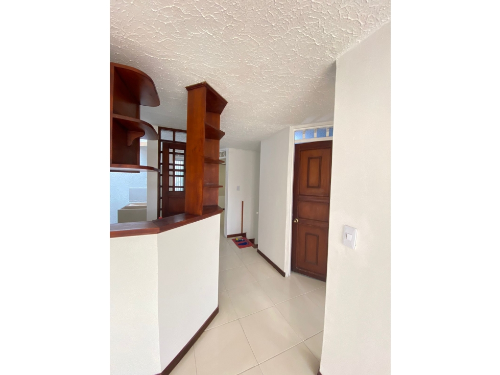 SE VENDE APARTAMENTO SEGUNDO PISO BARRIO ENTRE RIOS TULUÁ VALLE