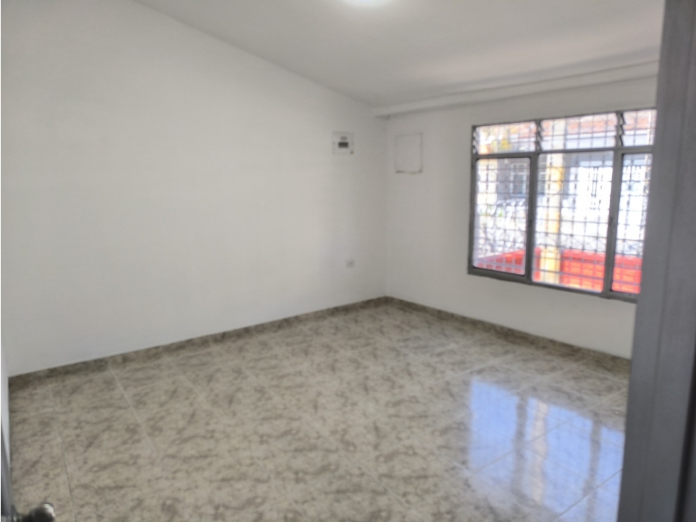 SE VENDE CASA UNIFAMILIAR EN EL BARRIO AVENIDA A CALI TULUÁ — foto 5