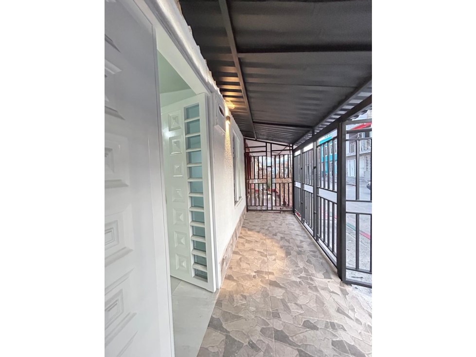 SE VENDE CASA DE UNA PLANTA EN EL BARRIO PORTALES DEL RÍO TULUÁ - 2