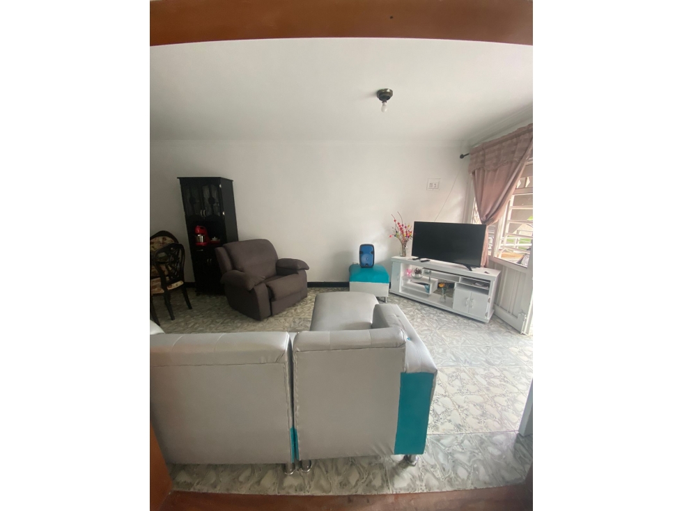 SE VENDE CASA DE 3 PISOS BIFAMILIAR BARRIO LA CEIBA EN TULUÁ (VALLE) — foto 5