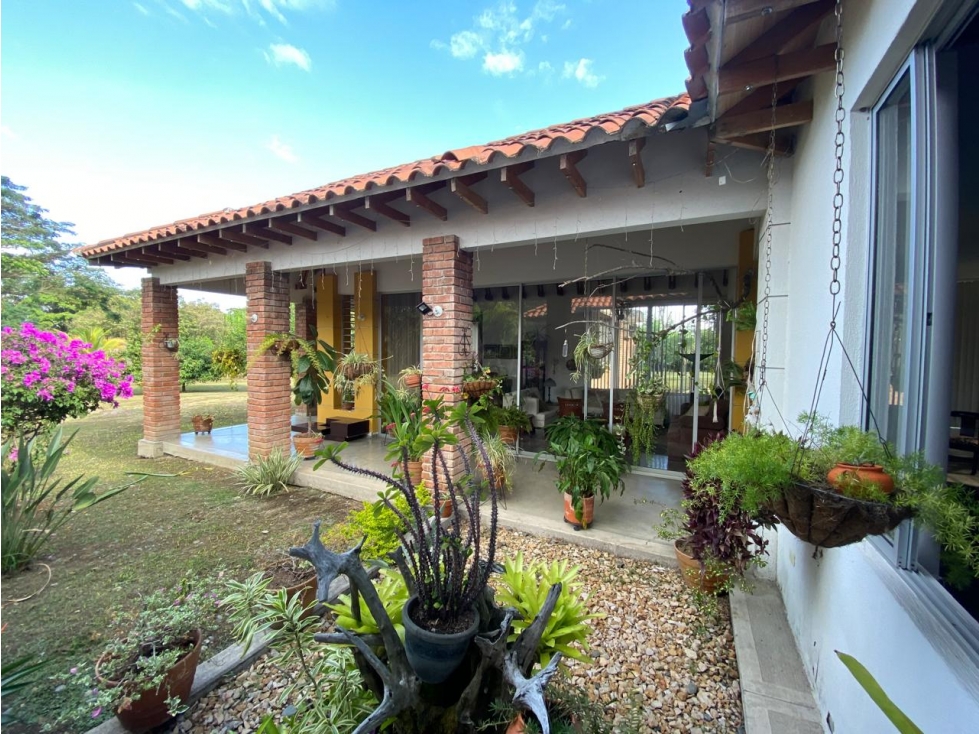 SE VENDE CASA CAMPESTRE BUGALAGRANDE VALLE - 1