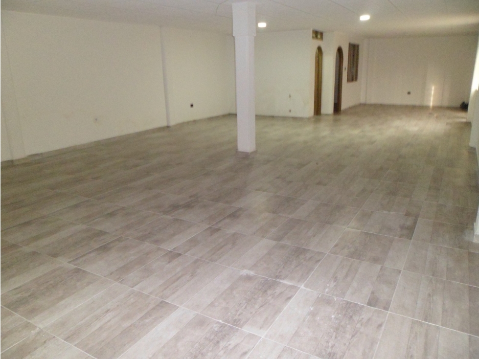VENTA BODEGA PROPIEDAD HORIZONTAL PISO 1 BARRIO AVENIDA CALI - 3