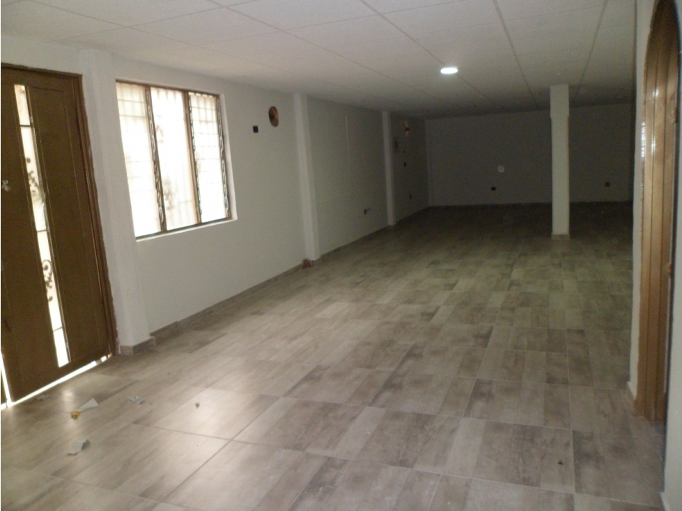 VENTA BODEGA PROPIEDAD HORIZONTAL PISO 1 BARRIO AVENIDA CALI - 5