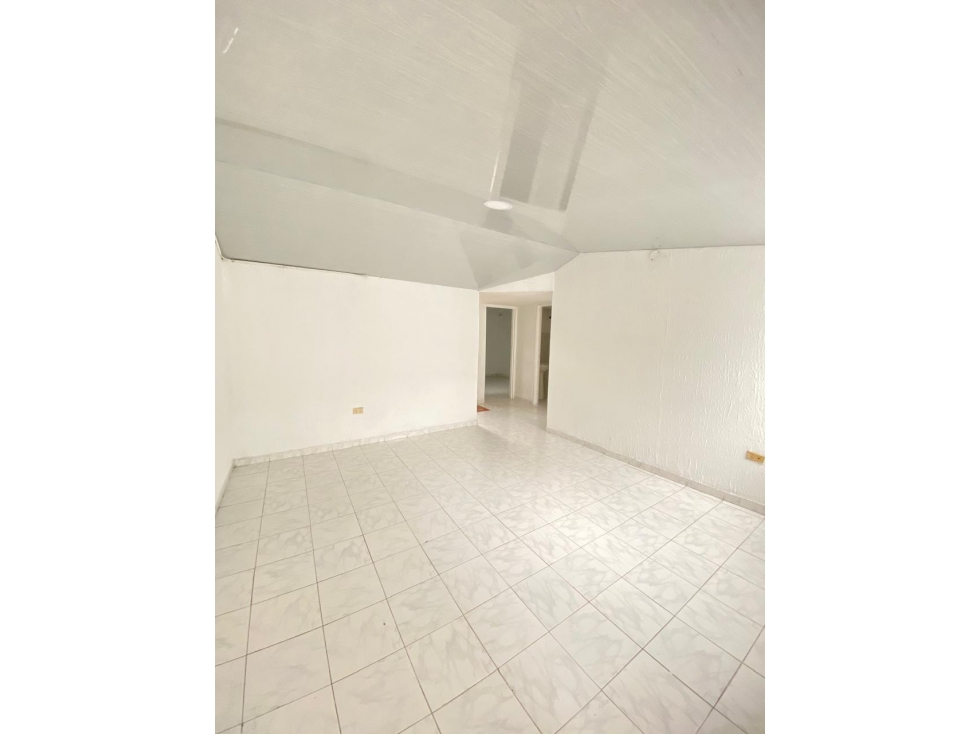 SE ARRIENDA APARTAMENTO EN TERCER PISO BARRIO ENTRE RÍOS TULUÁ. - 4