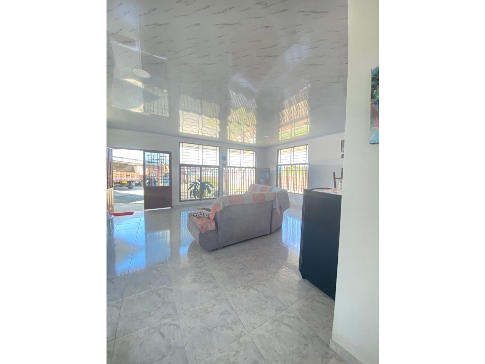 SE VENDE CASA DE CAMPO EN LA FLORESTA 1 DE ANDALUCÍA VALLE - 4