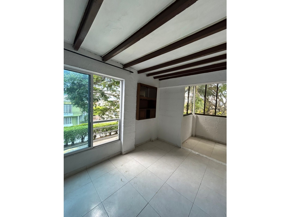 SE VENDE PROPIEDAD UNIFAMILIAR CONJ. RESID. LUSITANIA TULUÁ