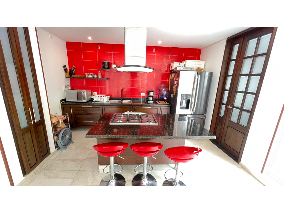 VENDO CASA EN CONJUNTO A PUERTA CERRADA - 2
