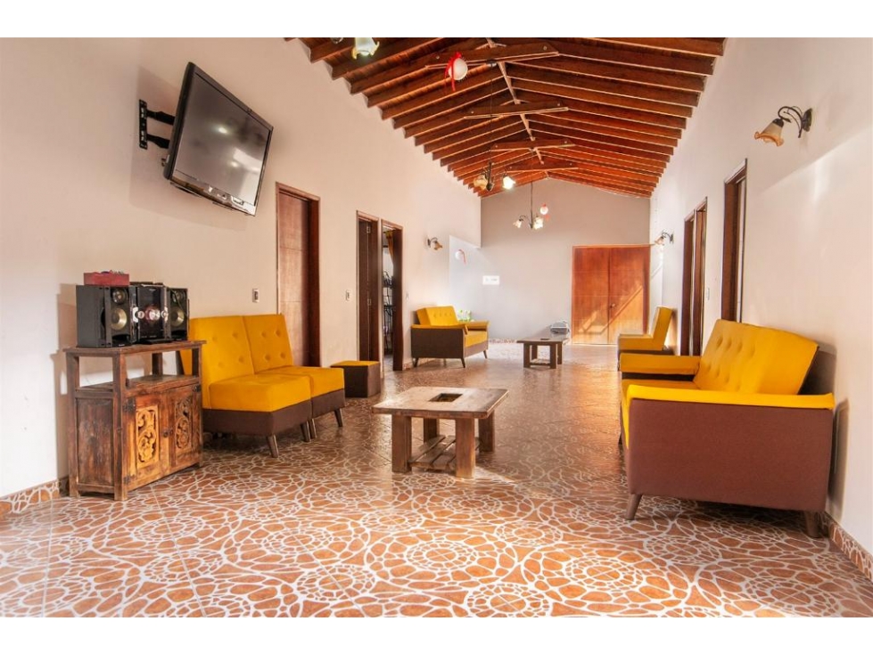 HERMOSA CASAQUINTA VACACIONAL URBANA - 5