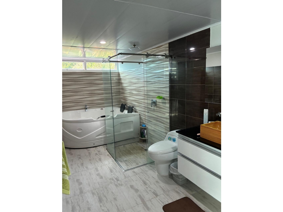 Venta casa Calera 500 Mts, 2500 Millones, Arriendo 11 MM — foto 4
