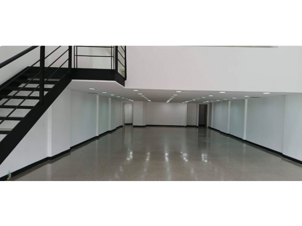 SE ARRIENDA LOCAL COMERCIAL MEDELLIN — foto 4