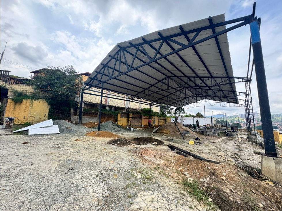 SE ARRIENDA BODEGA EN CALDAS - 2