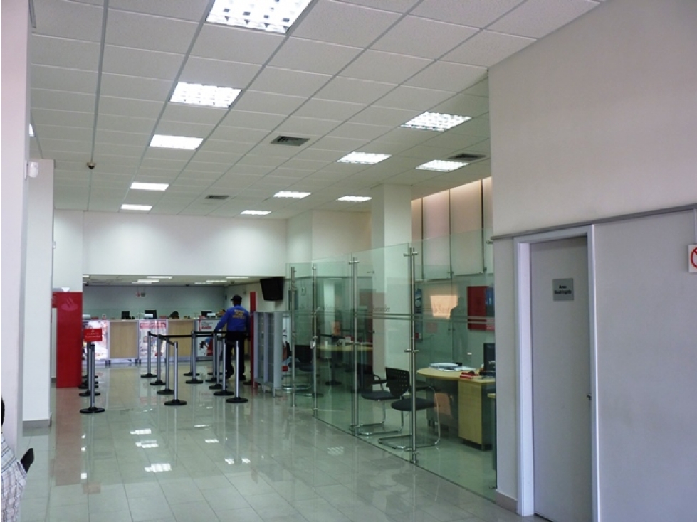 LOCAL COMERCIAL EN VENTA Y ARRIENDO EN SANTA MARTA - 3
