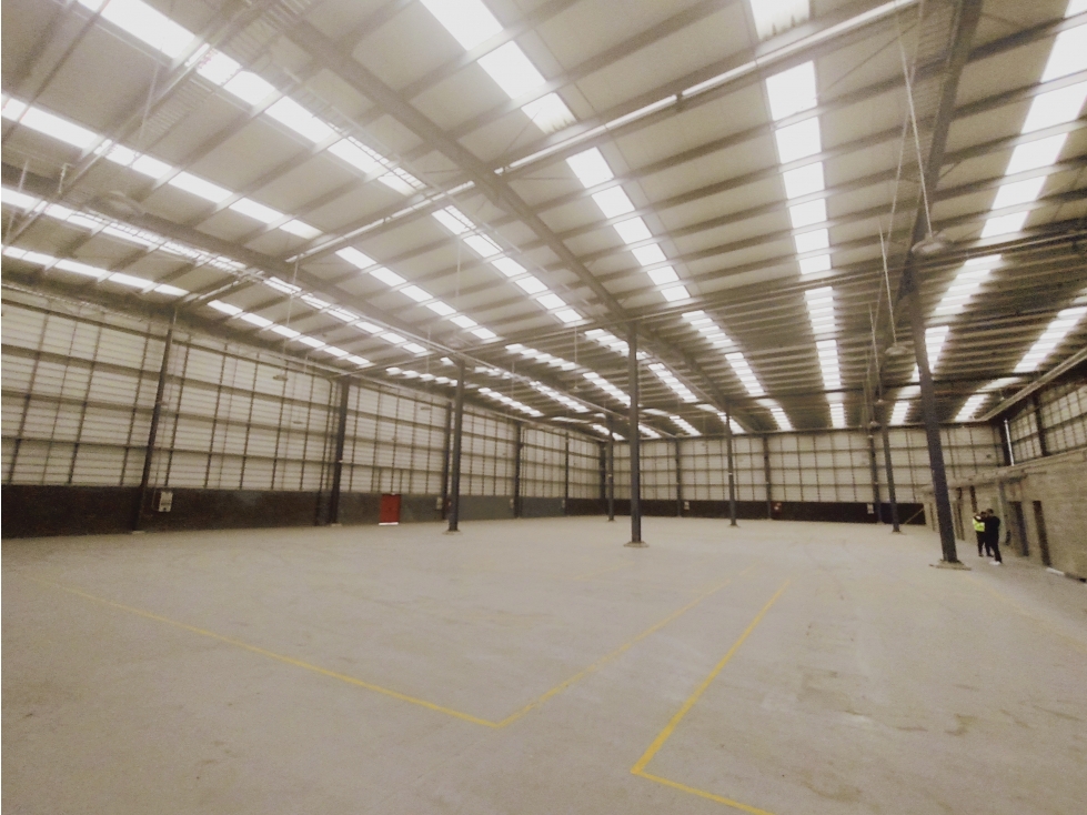 BODEGA EN ARRIENDO O VENTA 7000 M2 - 1