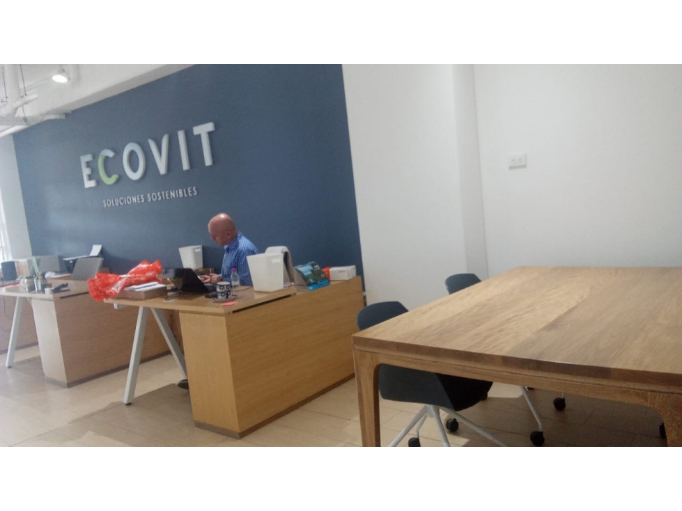 SE VENDE O ARRIENDA OFICINA MEDELLIN — foto 4