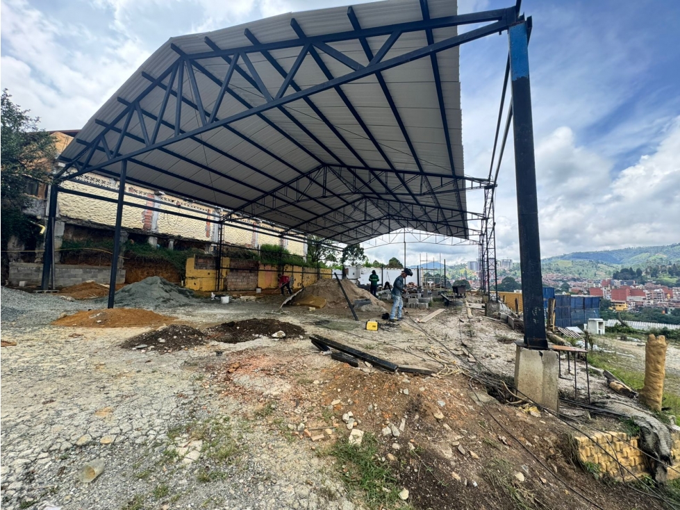 SE ARRIENDA BODEGA EN CALDAS - 4