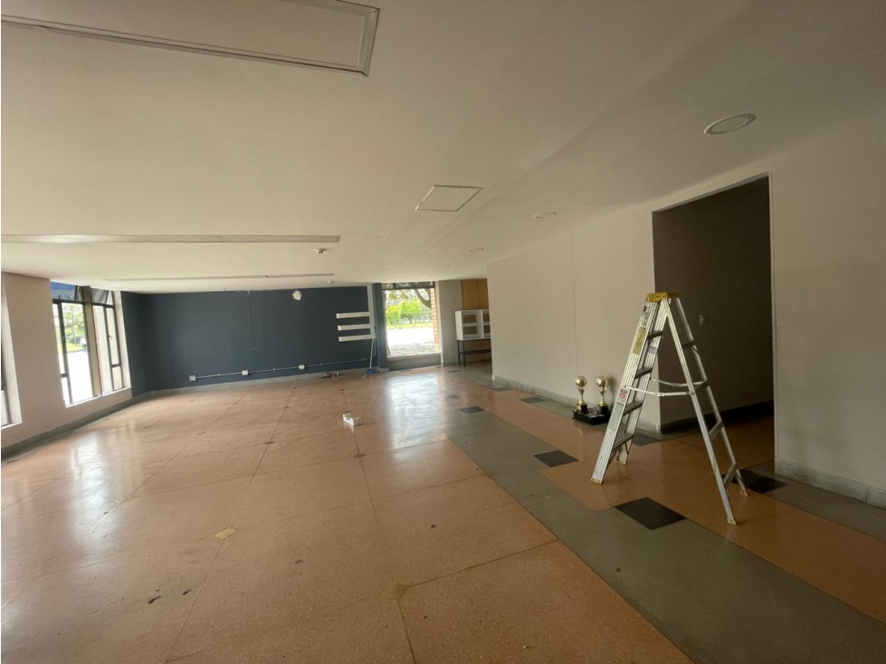 SE ARRIENDA OFICINA EN ITAGUI - 5